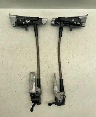 Mercedes-Benz R AMG W251 Vent window/glass motor A2518201842 A2518200342 A2C53026303