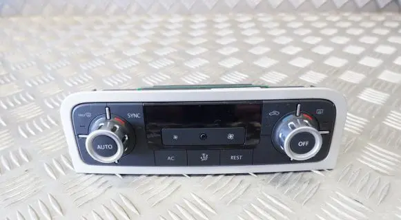 Volkswagen Touareg II Climate control unit 7P6907040BK 5HB011315