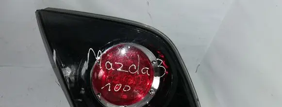 Mazda 3 I Tailgate rear/tail lights P2913