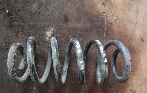 Audi A4 S4 B6 8E 8H Front coil spring