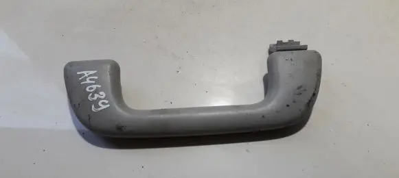Toyota Verso Front interior roof grab handle 087645
