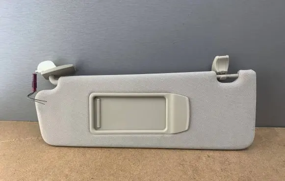 BMW 5 GT F07 Sun visor 7220563 51167220563 51167227034