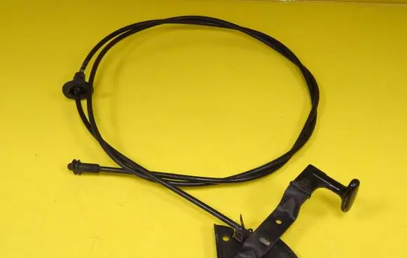 Audi A4 S4 B5 8D Engine bonnet/hood lock release cable 