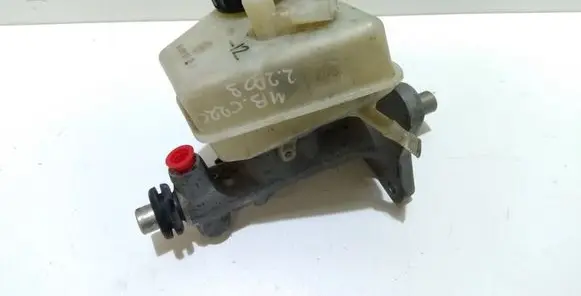 Mercedes-Benz C W203 Master brake cylinder A2034300002
