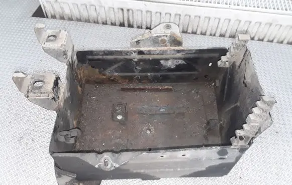 Renault Trafic II (X83) Battery box tray 