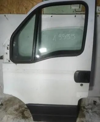 Iveco Daily 40.8 Front door baltos