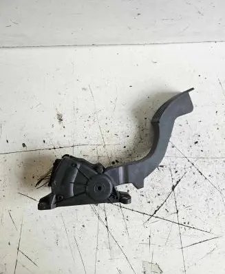 Ford Focus Accelerator throttle pedal 4M519F836AJ 6PV00864162 1M719F836AJ