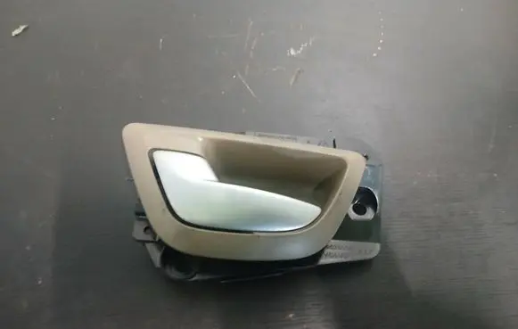Volvo XC90 Front door interior handle 08626599