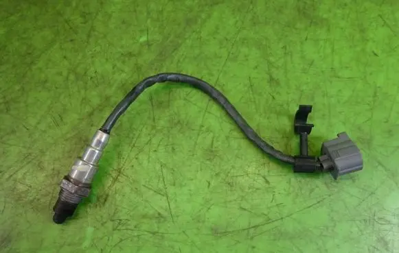 Infiniti Q30 Lambda probe sensor A0075426318