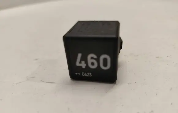 Volkswagen Caddy Other relay 1K0951253A