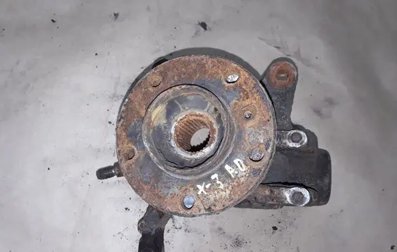 BMW X3 E83 Front wheel hub NOCODE