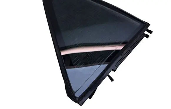 Toyota Avensis T270 Rear vent window glass 6818805070 43R006723 6812305110
