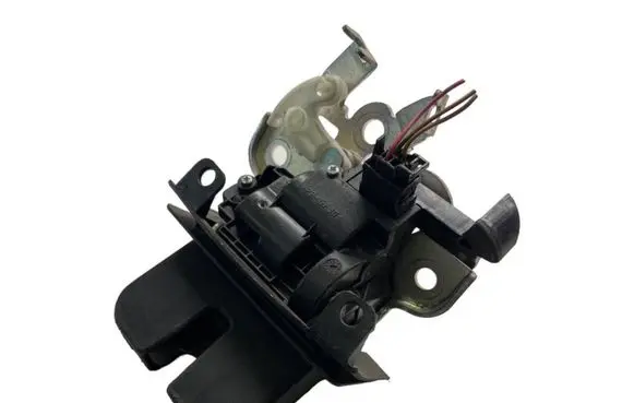 Skoda Octavia Mk3 (5E) Tailgate/trunk/boot lock/catch/latch 5E0827505