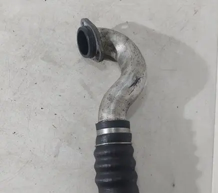 BMW 5 E60 E61 Intercooler hose/pipe 472735301