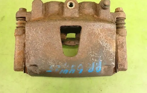 Jeep Commander Front brake caliper