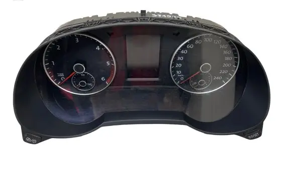 Volkswagen Sharan Speedometer (instrument cluster) 7N0920870G
