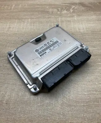 Skoda Superb B5 (3U) Engine control unit/module ECU 8E0907401T 0281011444