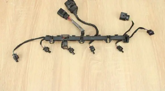 Audi Q5 SQ5 Fuel injector wires 06L971627Q