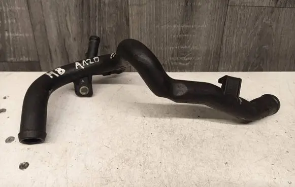Mercedes-Benz A W169 Engine coolant pipe/hose A6402001452