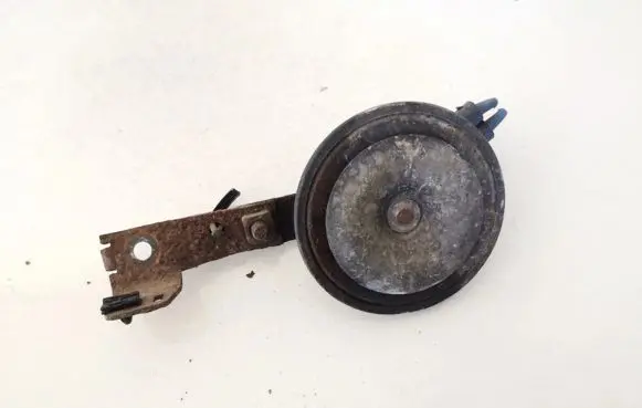 Mitsubishi Carisma Horn signal 002952 e10020011