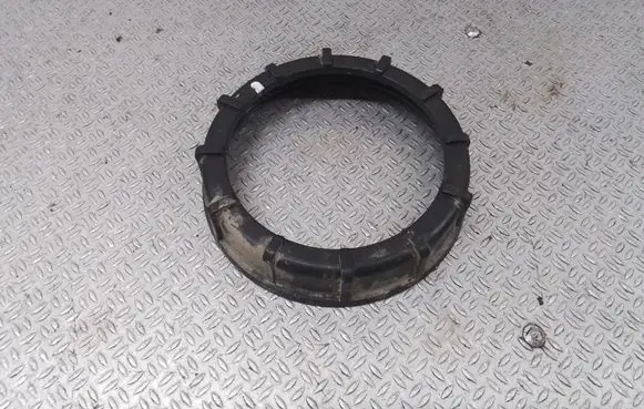 Volkswagen Transporter - Caravelle T5 In tank fuel pump screw locking ring/nut 