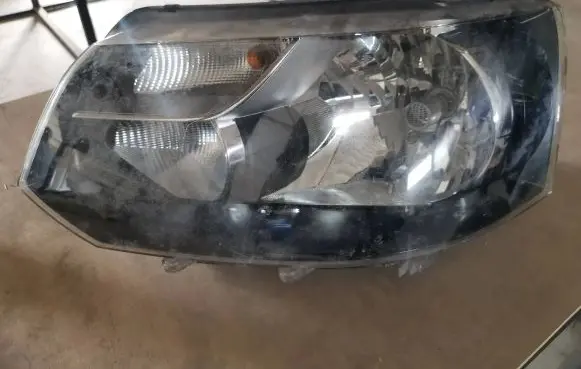 Volkswagen Transporter - Caravelle T5 Headlight/headlamp 7E1941015D 7E0941607 1300508074