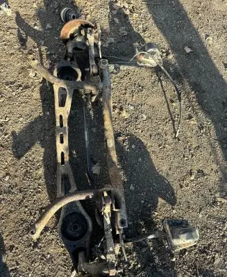 Volkswagen Touran I Rear subframe 1K0505315AQ 14KCH55HAQ