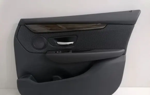 BMW 2 F46 Front door card panel trim 6088082