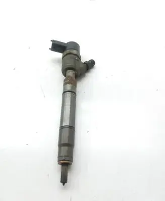 Hyundai i40 Fuel injector 338002A800 0445110411