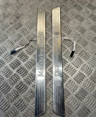 Mercedes-Benz GLA W156 X156 sill trim set (inner) A2466805400 A2466805300