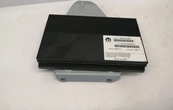 Dodge Durango Sound amplifier 68267306AB