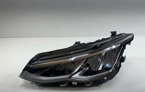 Volkswagen Golf VIII Headlight/headlamp 5H1941005C