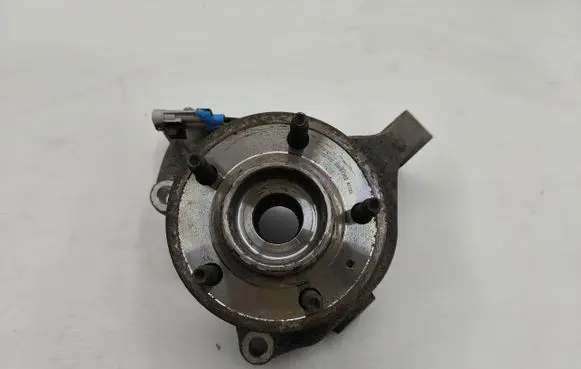 Opel Antara Front wheel hub spindle knuckle