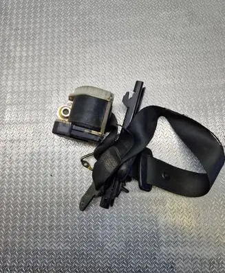 Ford Mondeo Mk III Front seatbelt 1S71F61295AD 33012179D 1031101