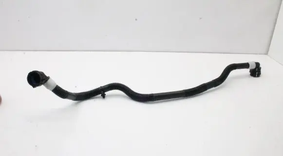 Tesla Model Y Engine coolant pipe/hose
