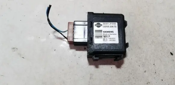 Nissan Juke I F15 Immobilizer control unit/module 285912F000 5WK48647B