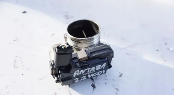 Opel Antara Throttle valve 25183238