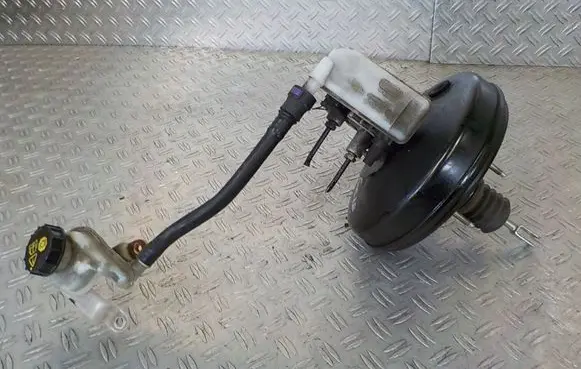 Ford Fiesta Brake booster 8V512B195LE