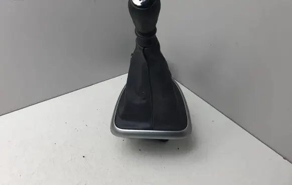 Nissan Qashqai Gear shift rod 