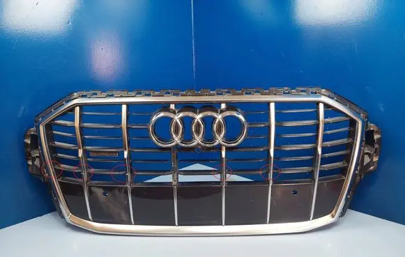 Audi Q7 4M Front grill 4M0853651AJ 4M0853651AH 4M0853651AG