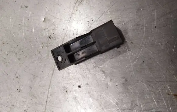 Volvo V60 Glow plug pre-heat relay 9666671780