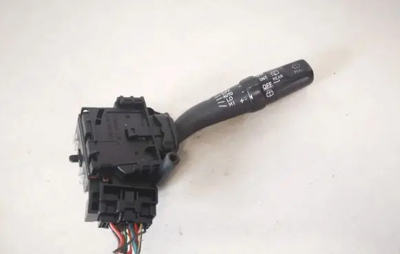 Toyota Avensis T250 Wiper control stalk 173654lh