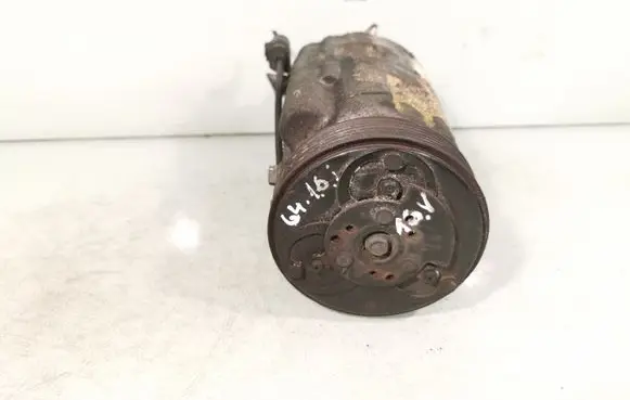 Volkswagen Golf IV Air conditioning (A/C) compressor (pump)