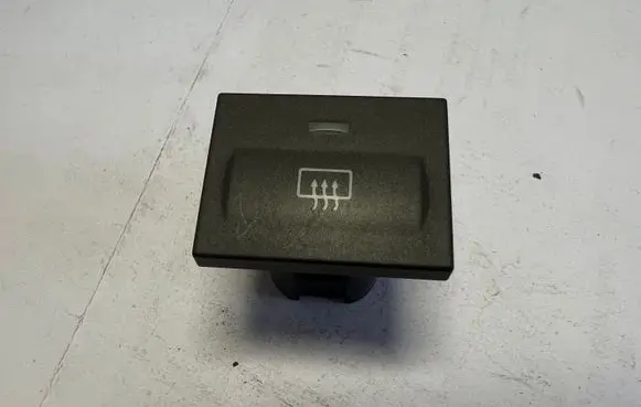 Ford Focus Windscreen/window heater switch 3M5T18C621AD