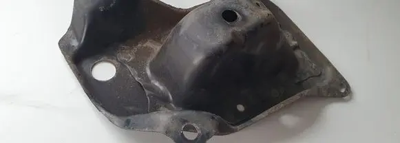 Lexus RX 330 - 350 - 400H Battery bracket 
