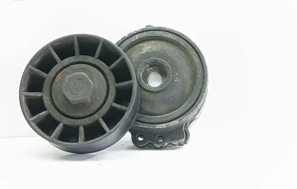 Ford Focus Alternator belt tensioner 