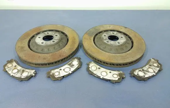 Audi Q7 4M Front brake disc