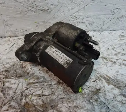 Skoda Fabia Mk2 (5J) Starter motor 02T911024N