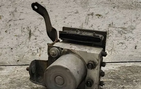 Toyota Corolla Verso AR10 ABS Pump 5416L9070708