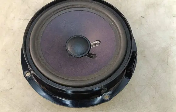 Volkswagen PASSAT B5.5 Front door speaker 3B0035411G